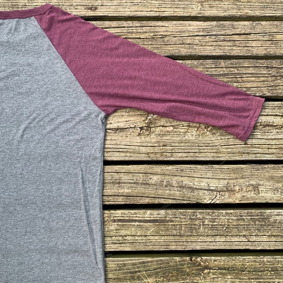 Unisex Raglan - Picture 3 of 4